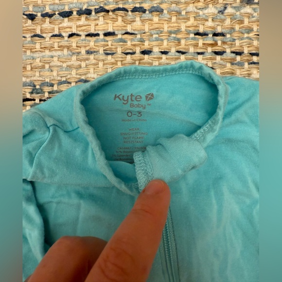 KyteBaby Zippered Footie size 0-3 months Color Robin - Picture 2 of 2